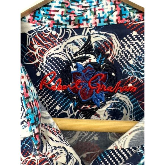 Robert Graham Classic Fit Blue SKULL Print Short Sleeve Button-Up Shirt Medium - Picture 5 of 7